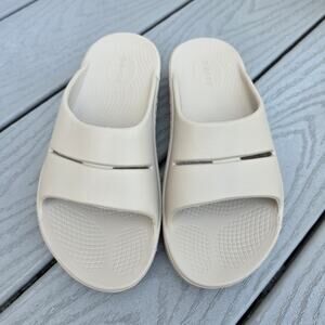 Oofos Women's Ooahh Recovery Slides Tan, Size 7